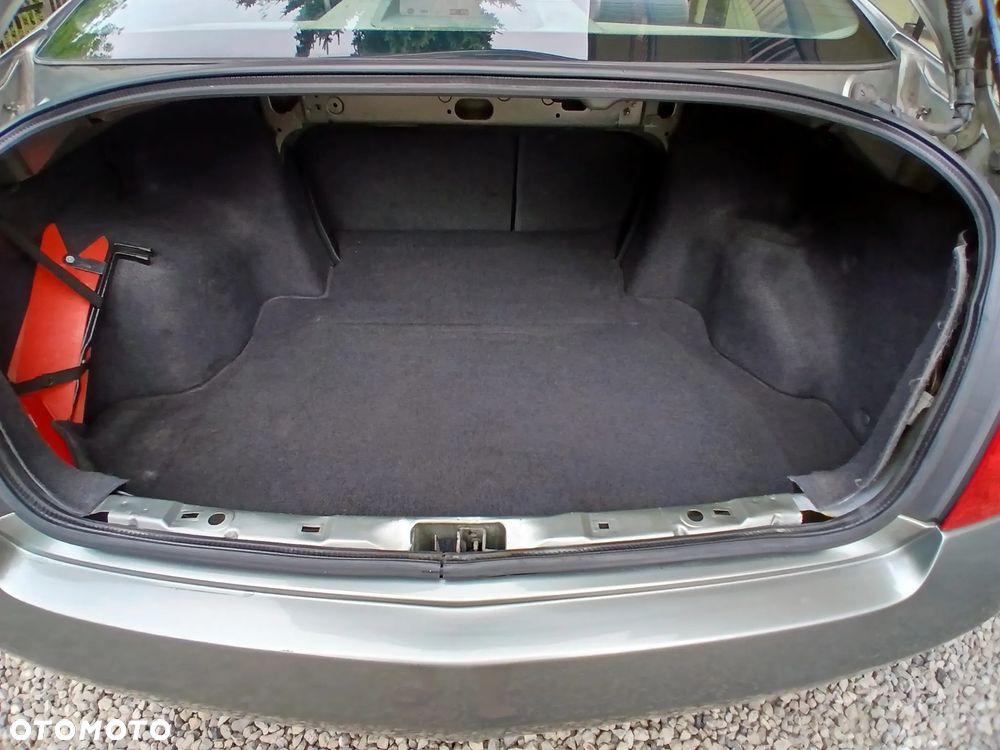 Nissan Primera - 11