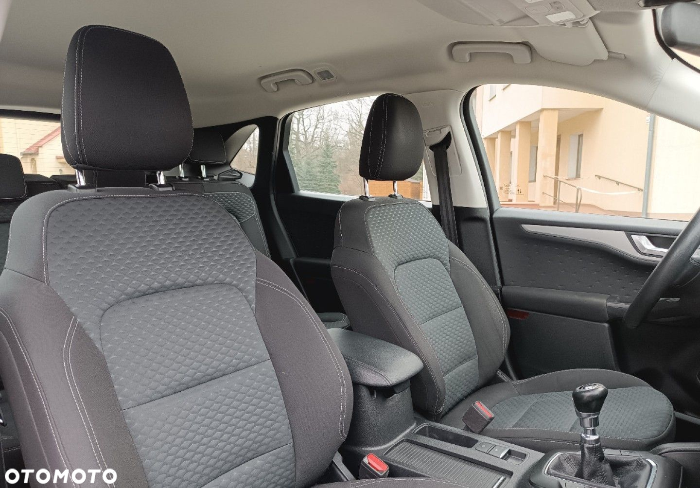 Ford Kuga - 16