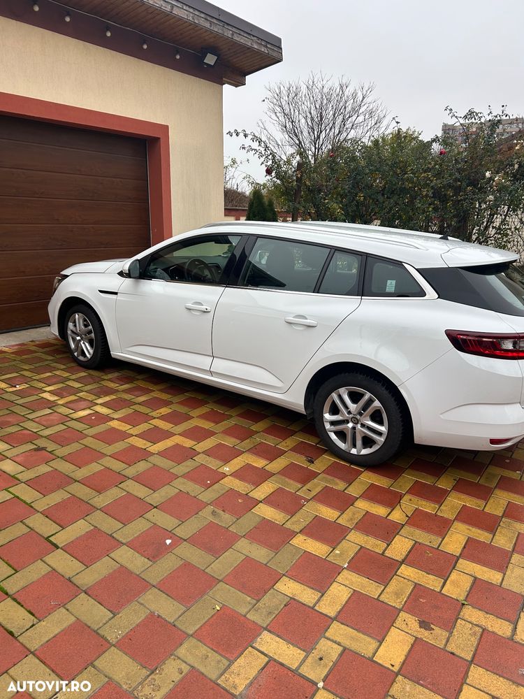 Renault Megane - 9