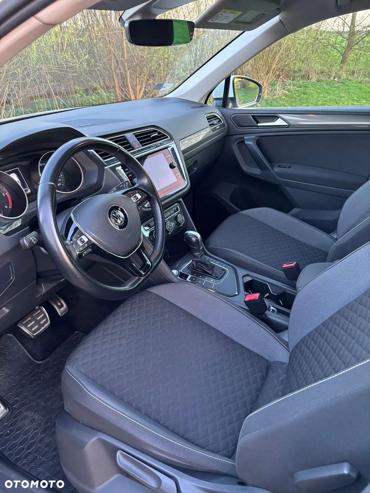 Volkswagen Tiguan - 9