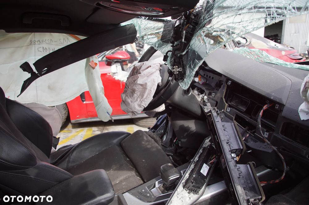 Auto na części - Audi A5 8T Sportback Quattro Lift 2.0 TFSI 252 KM CYRB SJM LY9B 2017R Silnik Skrzynia Klapa Zderzak Drzwi Szyba Lampa Deska Kokpit Sterownik Moduł Kierownica Panel - 12