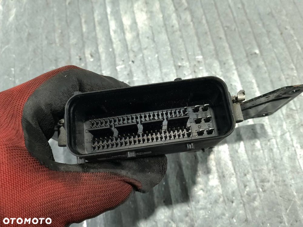 KOMPUTER, STEROWNIK KIA CEE'D I 39119-2B260 1.4 16V - 3