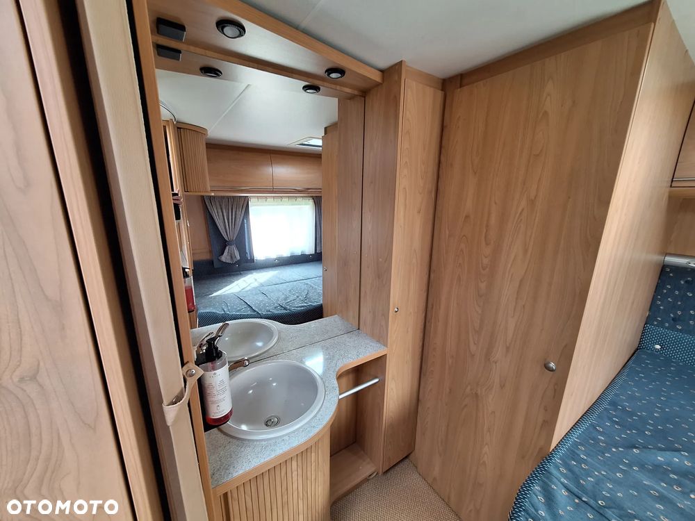 Burstner Ventana 455 TS - 13
