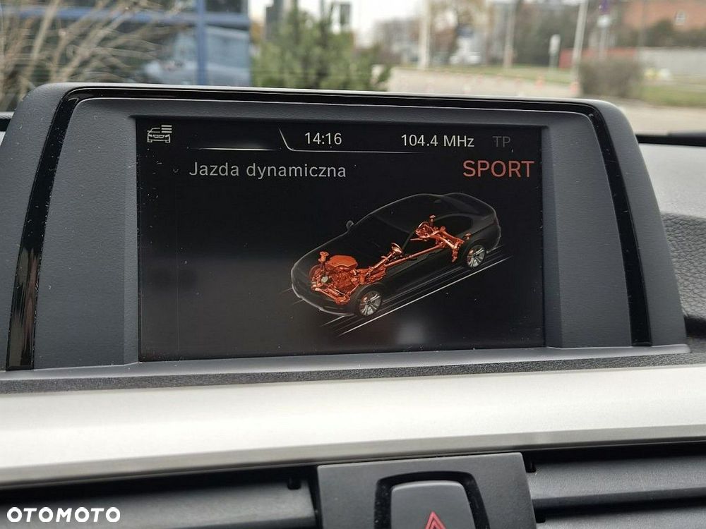 BMW Seria 3 320d Efficient Dynamic Edition - 29