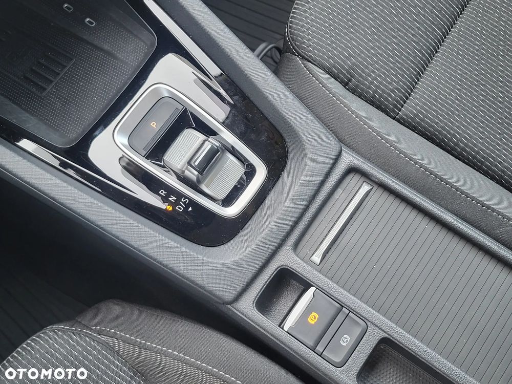 Skoda Octavia 2.0 TDI Selection DSG - 16