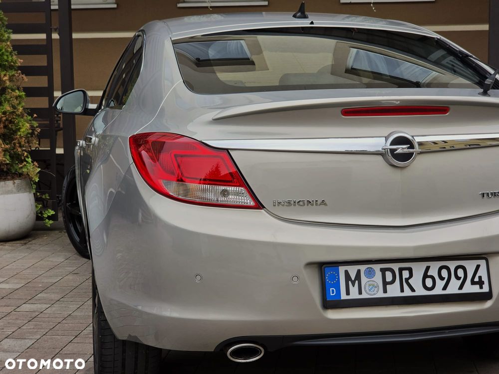 Opel Insignia 2.0 Turbo Cosmo - 24