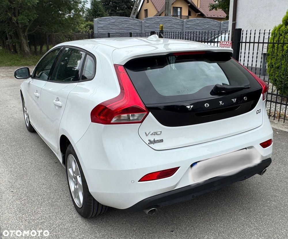Volvo V40 D3 Kinetic - 3
