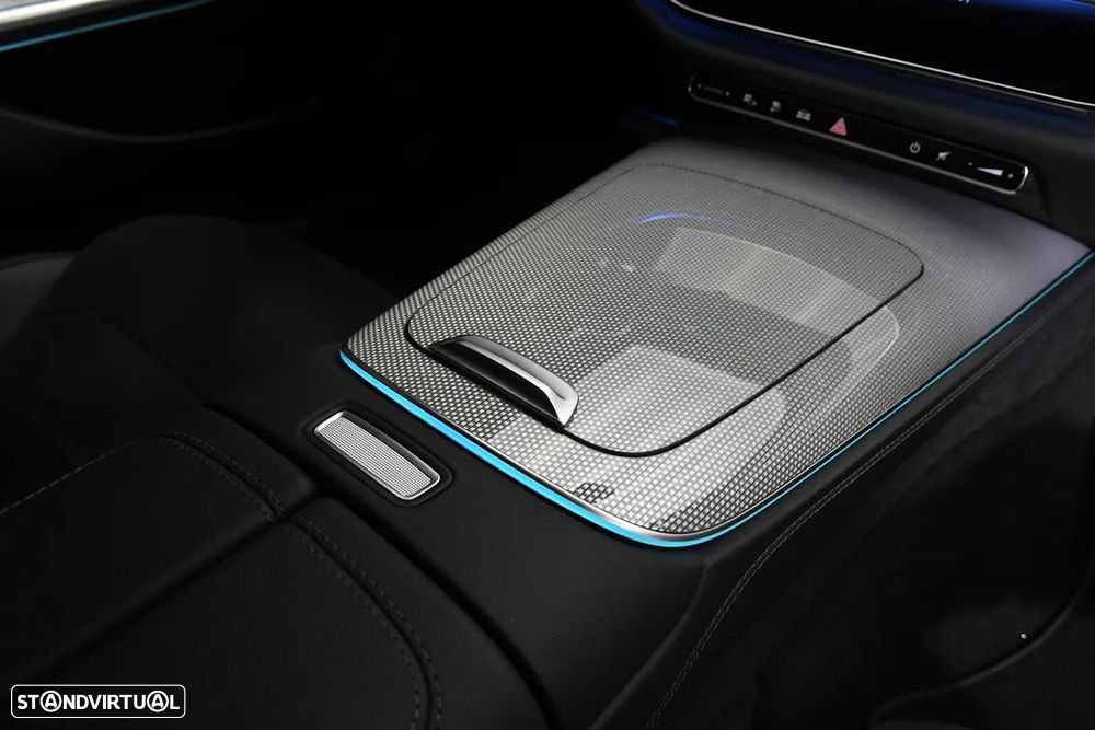 Mercedes-Benz E 300 - 23