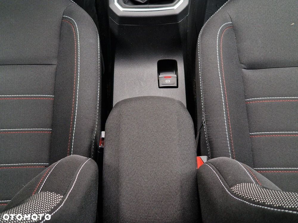 Dacia Jogger 1.0 TCe Extreme 7os - 17