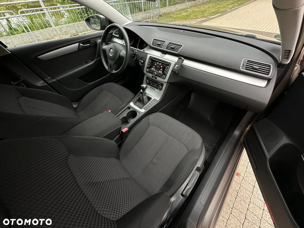 Volkswagen Passat 1.4 TSI BlueMotion Technology Exclusive - 8