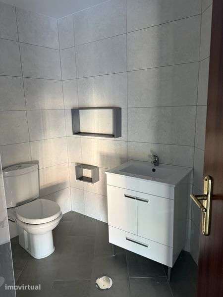 T3 proximo estacao metro Miranda Corvo - Grande imagem: 3/5