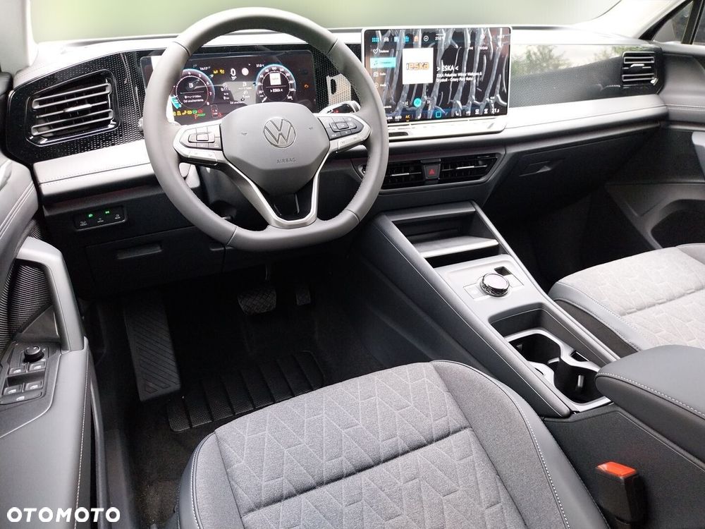 Volkswagen Tiguan - 24