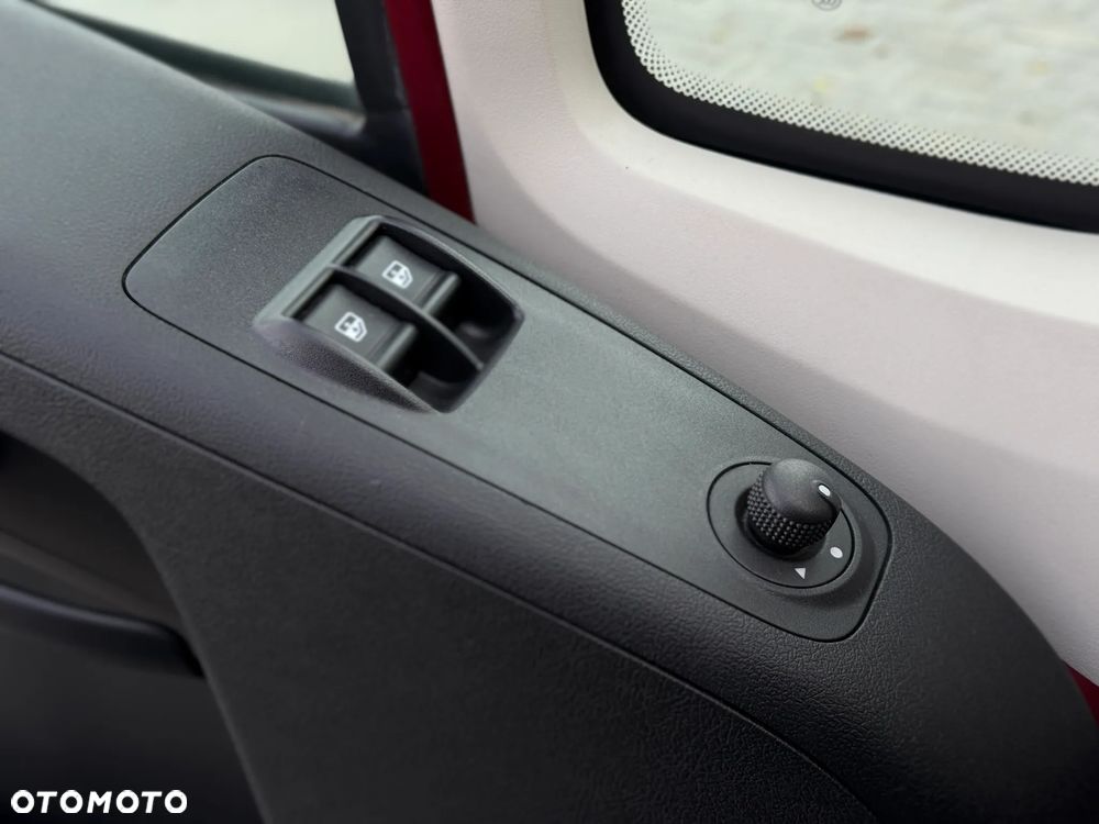 Peugeot Boxer 2.2 HDI / 123.900KM 2020R / Doka Brygadówka Podwójna Kabina 7-osobowa / Bezwypadkowa - 28