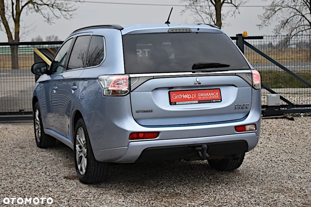 Mitsubishi Outlander 2.0 4WD - 16