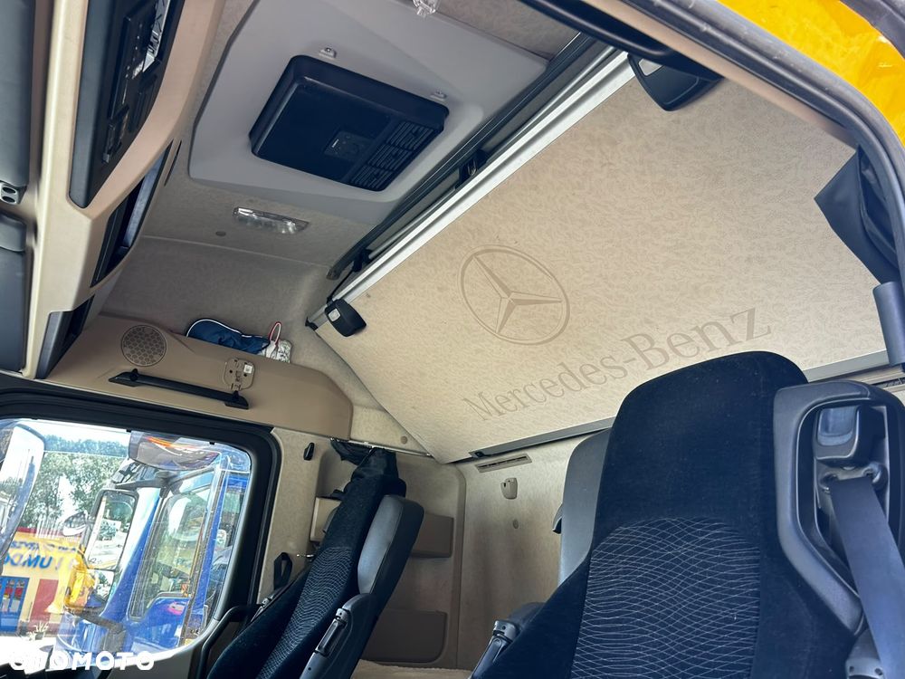 Mercedes-Benz Actros - 9