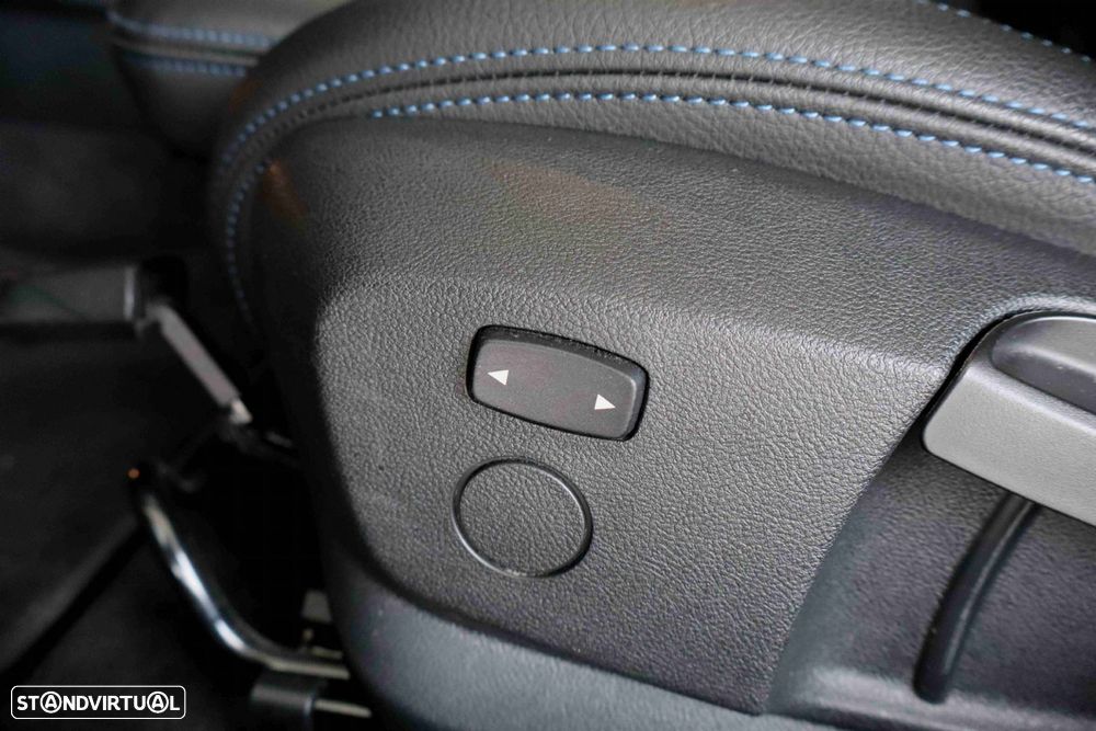 BMW 116 d Pack Desportivo M - 44