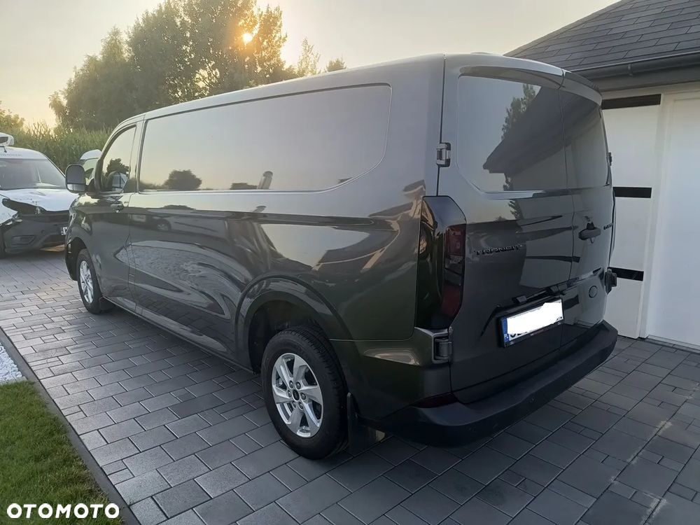 Ford Custom - 5