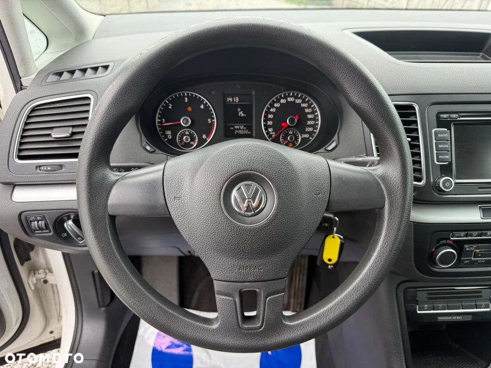 Volkswagen Sharan - 9