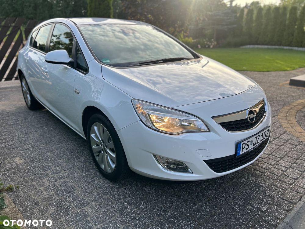 Opel Astra 1.4 ecoFLEX - 19