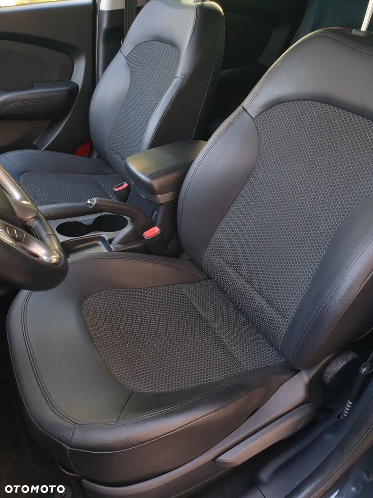 Hyundai ix35 2.0 Premium - 6