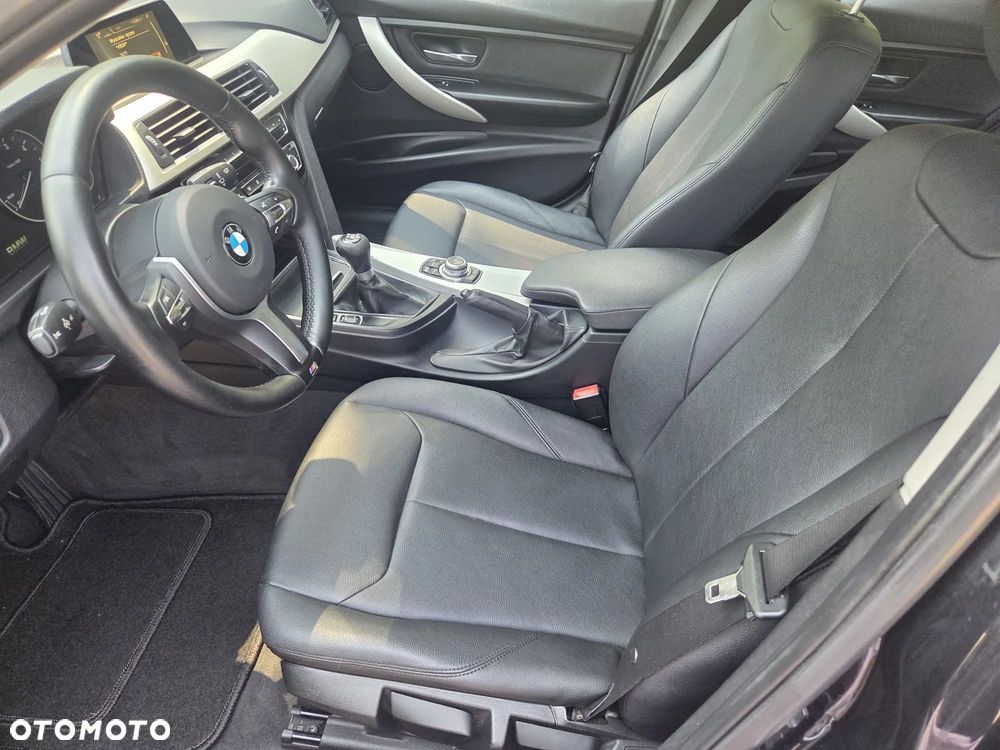 BMW Seria 3 316d - 14