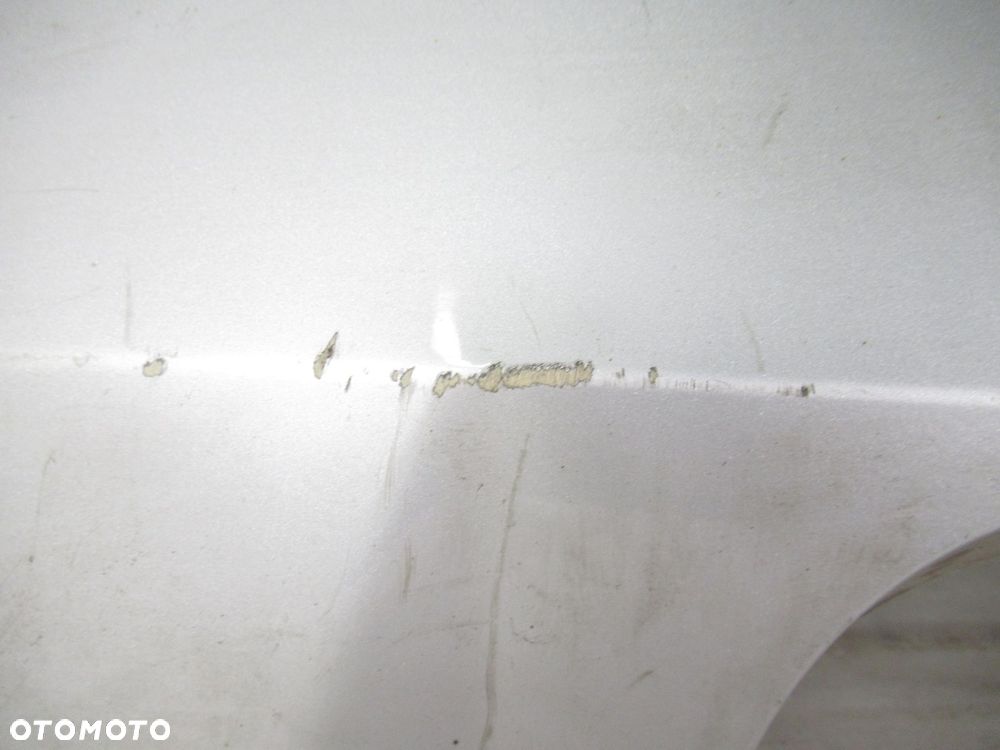 ZDERZAK TYŁ MERCEDES W245 761 - 9