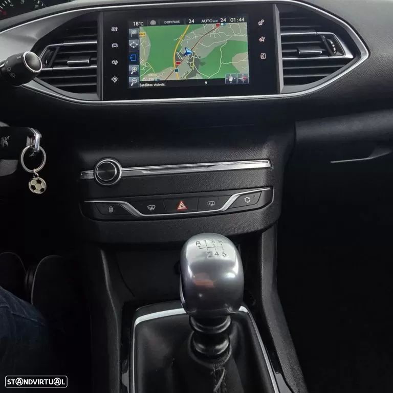 Peugeot 308 SW 1.6 e-HDi Allure J17 - 11