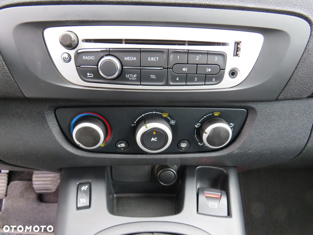 Renault Scenic 1.5 dCi Confort Expression - 22