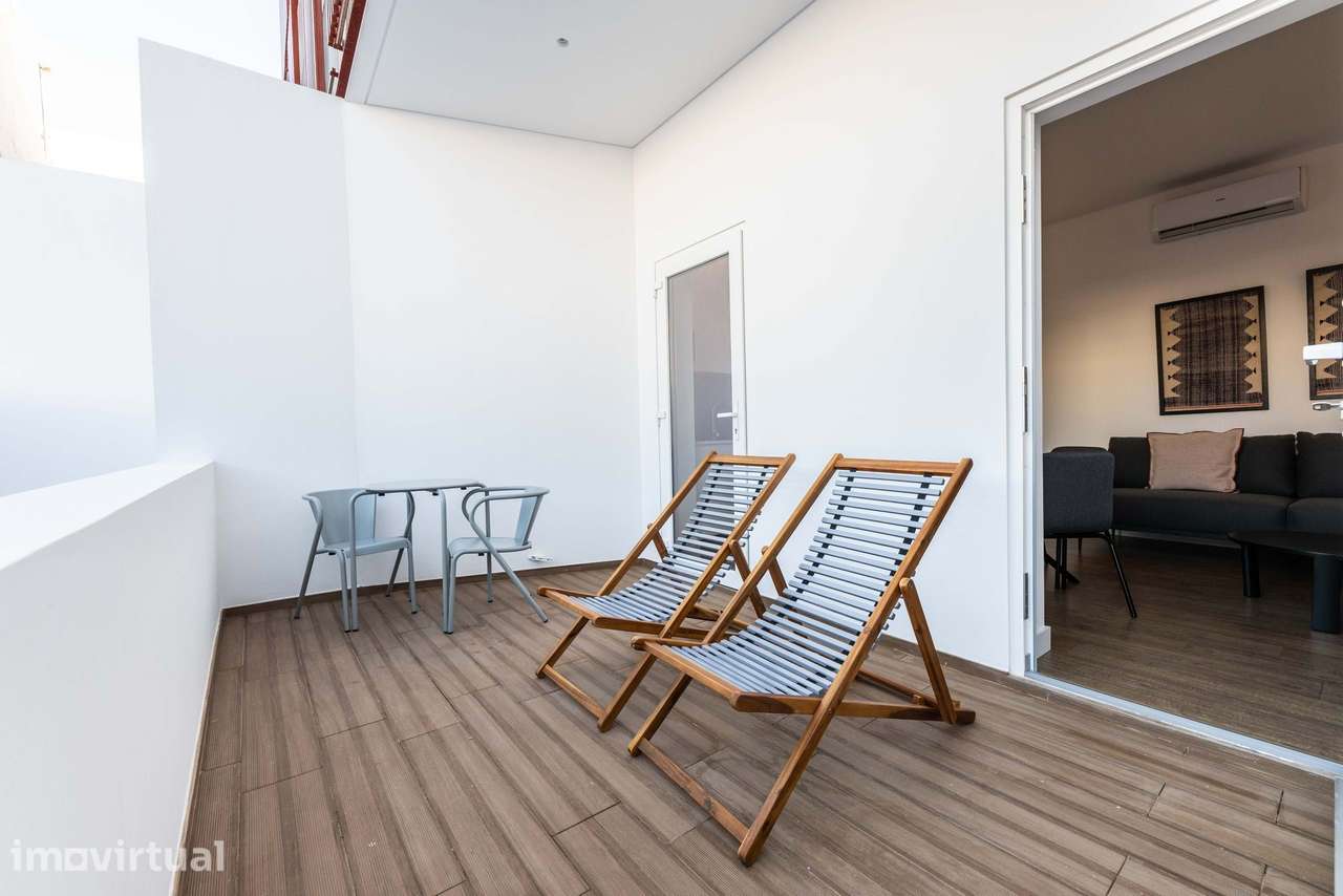 Apartamento T2 (Ouriço) com licença AL no coração de Ponta Delgada - Grande imagem: 4/24
