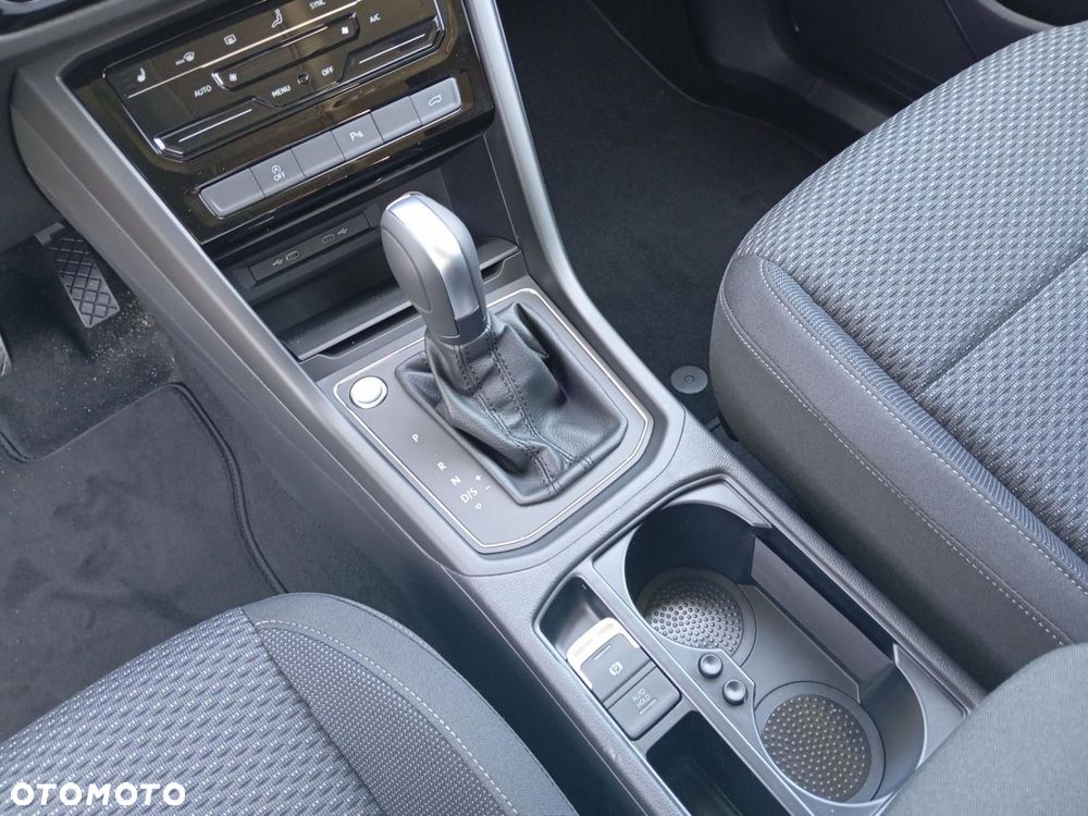Volkswagen Touran - 13