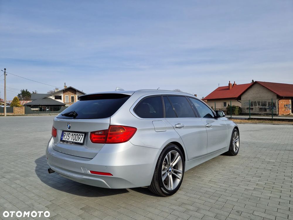 BMW Seria 3 320d xDrive - 4
