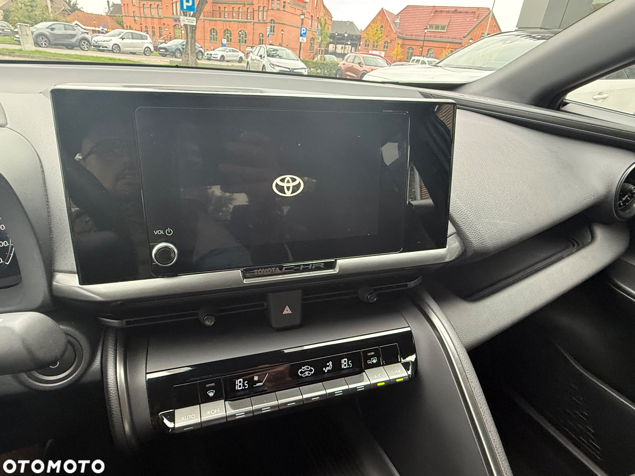 Toyota C-HR 1.8 Hybrid Comfort - 17