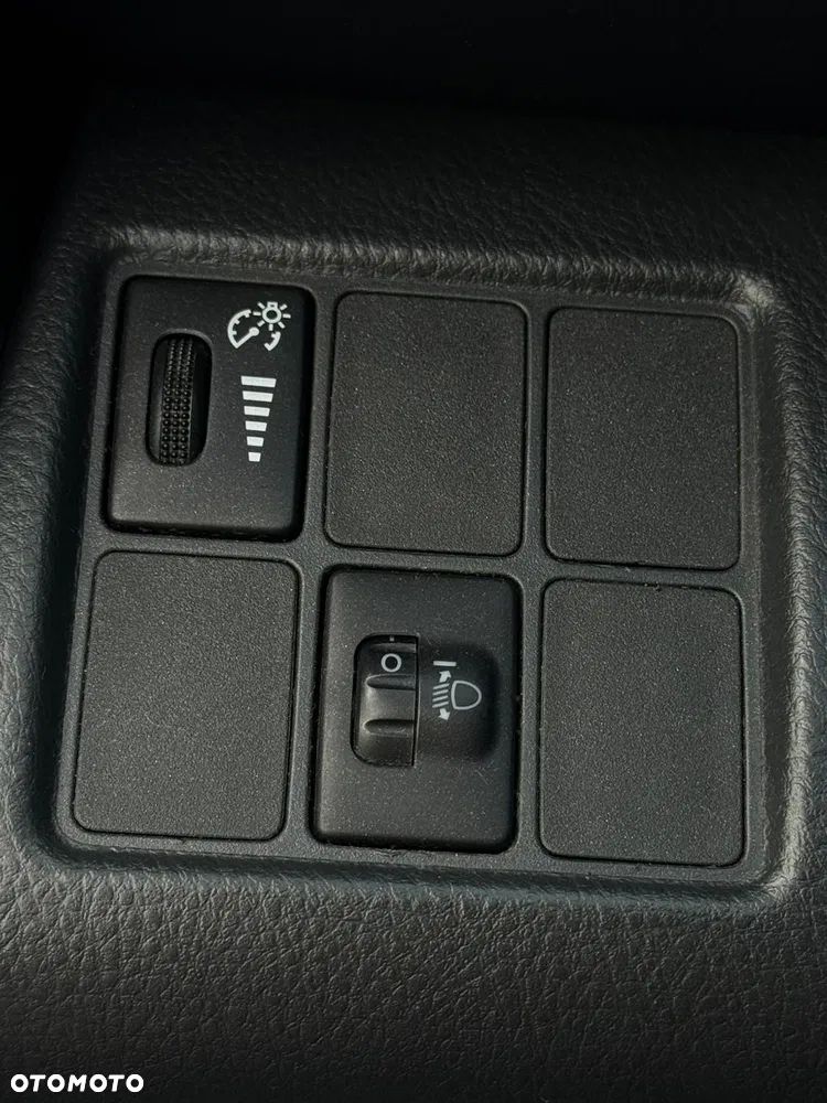 Toyota RAV4 - 22