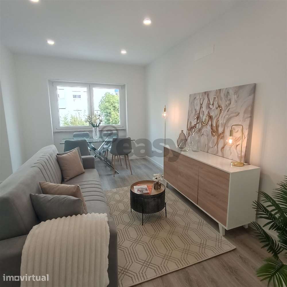 Apartamento T3 Renovado – Penha de França, Lisboa - Grande imagem: 2/7