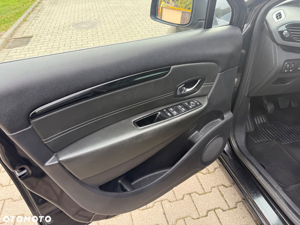 Renault Scenic - 12