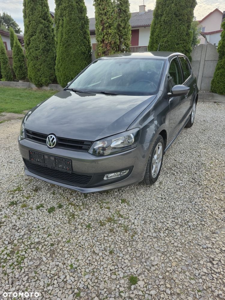 Volkswagen Polo - 2