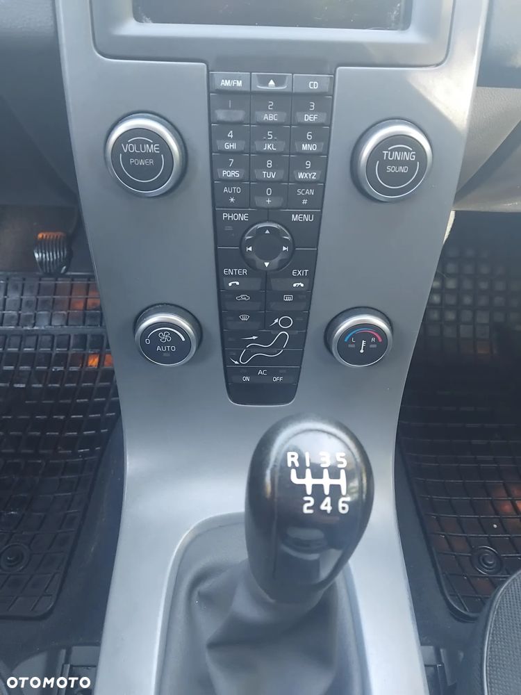 Volvo V50 2011 photo 3