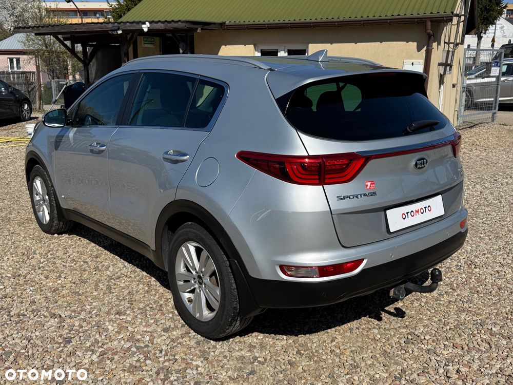 Kia Sportage 2.0 CRDI M - 8