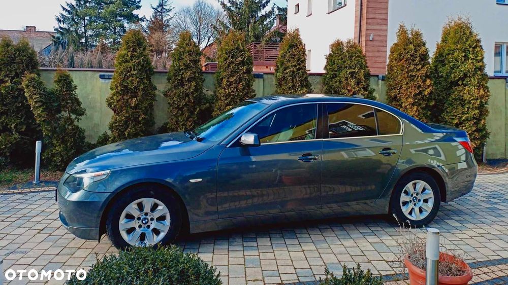 BMW Seria 5 520d - 3