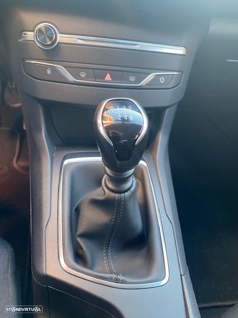Peugeot 308 PureTech 110 Active Pack - 18