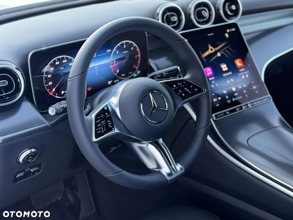 Mercedes-Benz GLC - 22