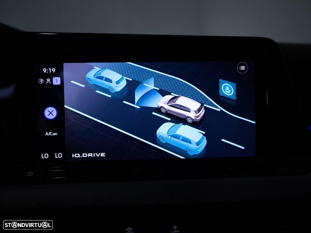 VW Golf 2.0 TDI Conceptline - 26