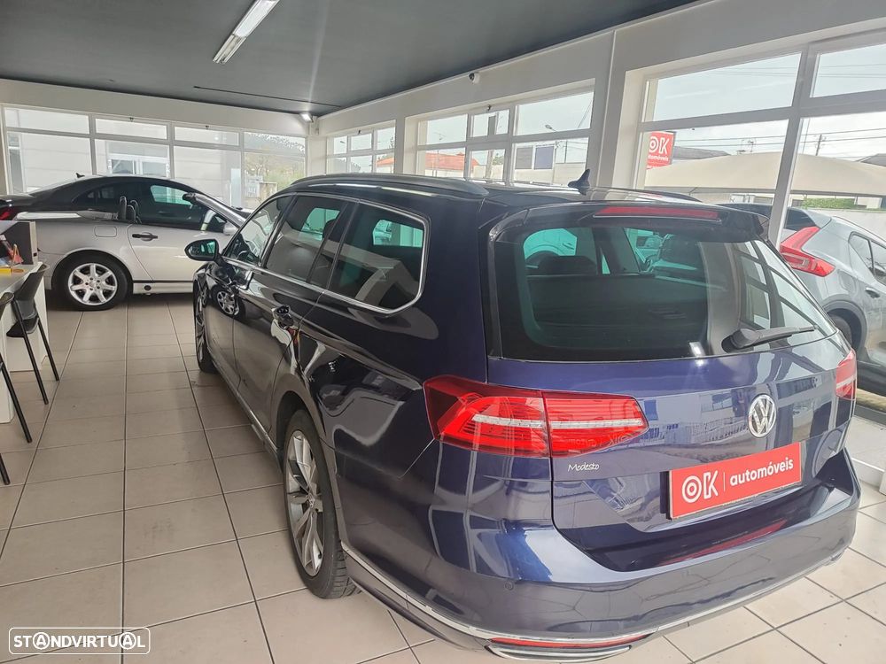 VW Passat Variant 2.0 TDi R-Line DSG - 8
