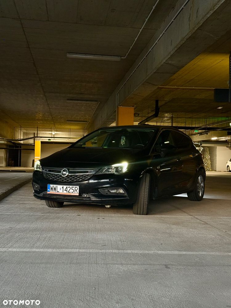Opel Astra 1.6 CDTI Cosmo - 10