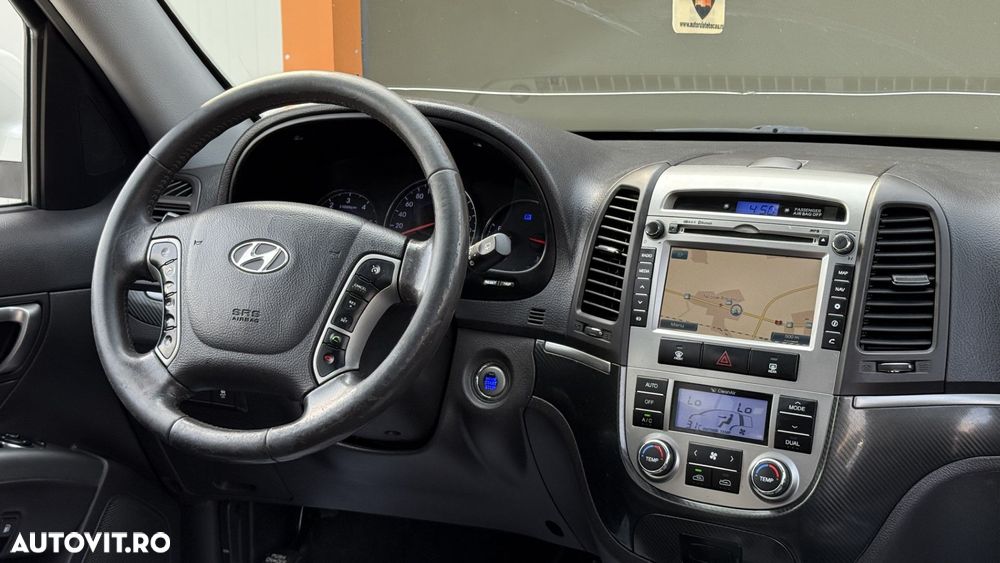 Hyundai Santa Fe - 14