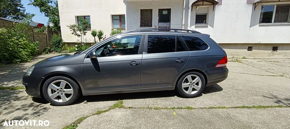 Volkswagen Golf 2.0 TDI Comfortline DPF - 1