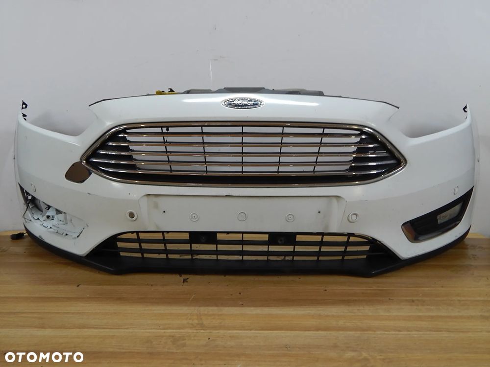 Zderzak przód przedni Ford Focus MK3 13-18 LIFT  biały 5F Łuków części - 1