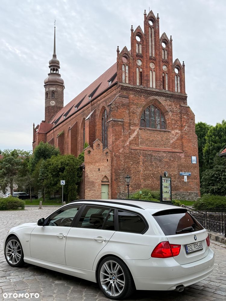BMW Seria 3 318d - 3