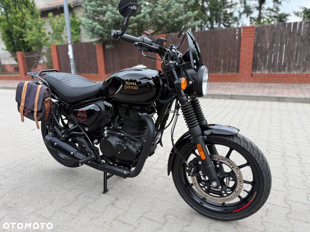 Royal Enfield HNTR - 3