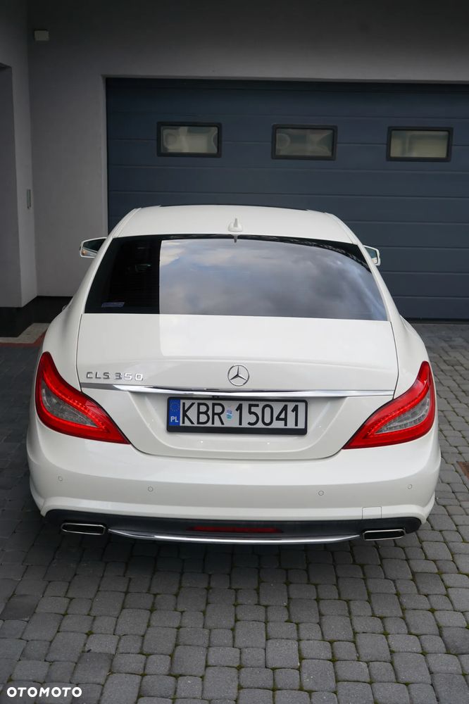 Mercedes-Benz CLS 350 BlueEff - 16